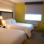 Holiday Inn Express Maspeth By Ihg