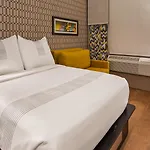Glo Best Western Brooklyn Nyc