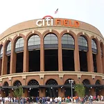 The Laguardia Hotel