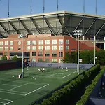 The Laguardia Hotel