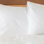 The Laguardia Hotel