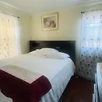 Minutes From Jfk, Beautiful Home With Peaceful, Cosy, Private Room