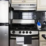 26-3B 1Br Prime Gramercy Wd In Unit Courtyard