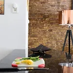 26-3B 1Br Prime Gramercy Wd In Unit Courtyard