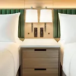 Holiday Inn Lic - Laguardia West, An Ihg Hotel