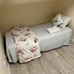 A Cozy Room In Queens