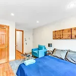 Cozy Nolita 2 Bedroom Apartment