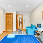 Cozy Nolita 2 Bedroom Apartment