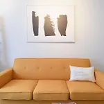 69-5D Modern Lower East East 1Br Apt Brand New