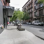 Central Chelsea 1Br W Gym Balcony Doorman Nyc-33