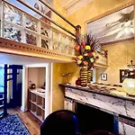 The International Cozy Inn
