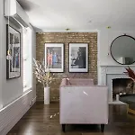 Bond Townhouse