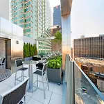 Fairfield Inn & Suites New York Midtown Manhattan/Penn Station