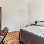 Empire Blvd Guest House