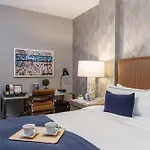 Artezen Hotel