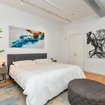 Luxury 2 Bedroom Soho Loft