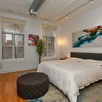 Luxury 2 Bedroom Soho Loft