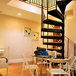 Midtown Apartment