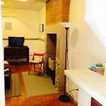 Brownstone Clark Historic Studio Apartments