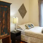 Garden Penthouse 70\' - Astoria