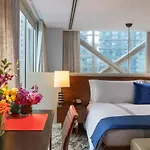 6 Columbus Central Park Hotel