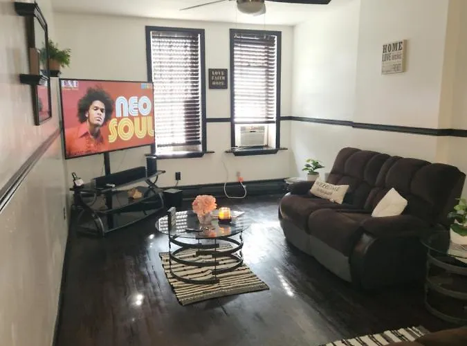 Spacious 3Br, 2B