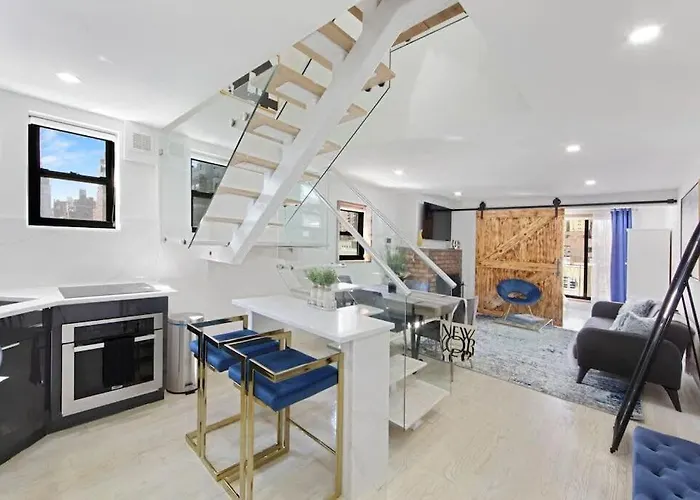75-5C 3Br Luxury Duplex Brand New W&D Elevator