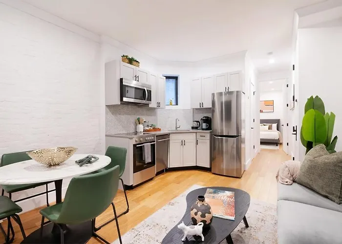 1288-3Rs New Renovated 2 Bedrooms