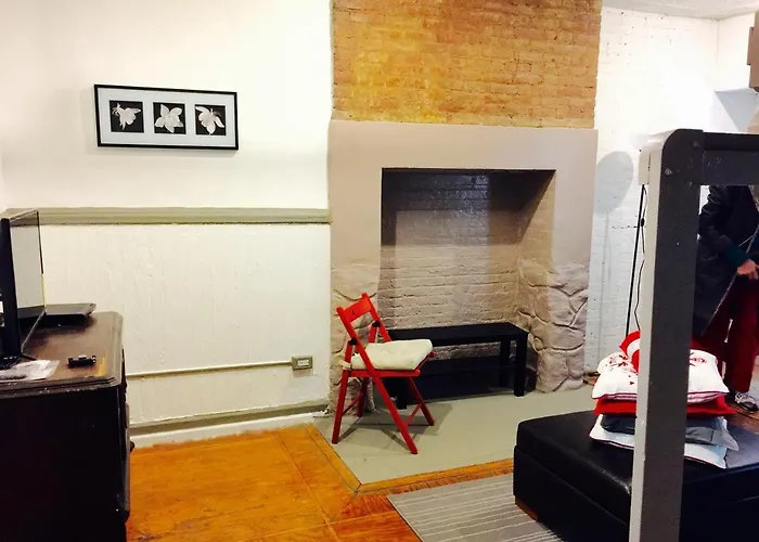 Brownstone Clark Historic Studio Apartments