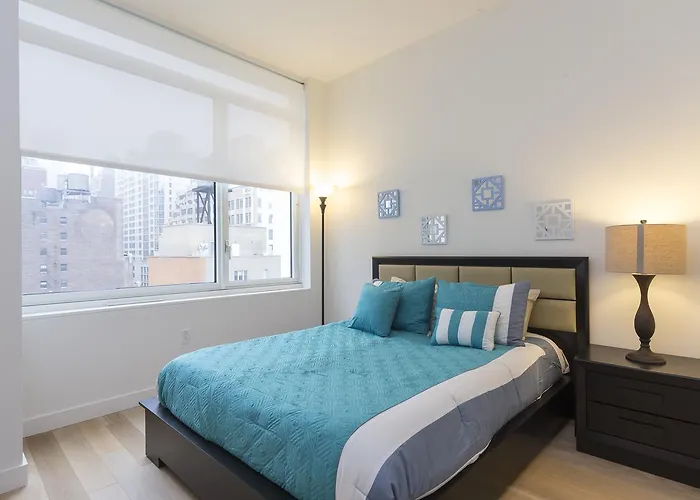 Times Square Luxury Suites