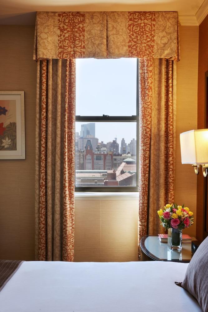 Excelsior Hotel 3*