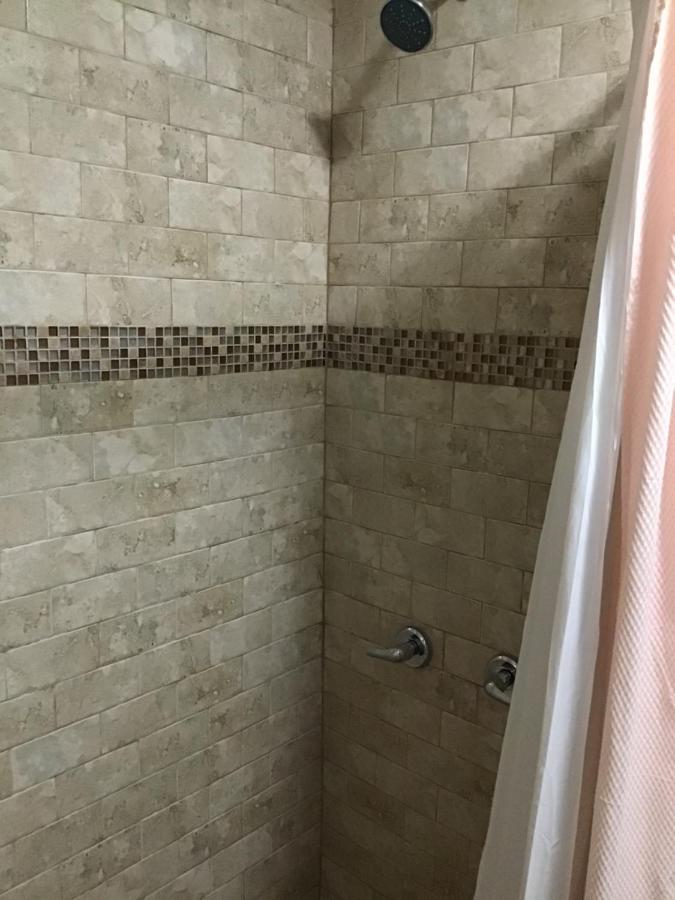 Beautiful Near Jfk And Close To Laguardia Airports Homestay New York