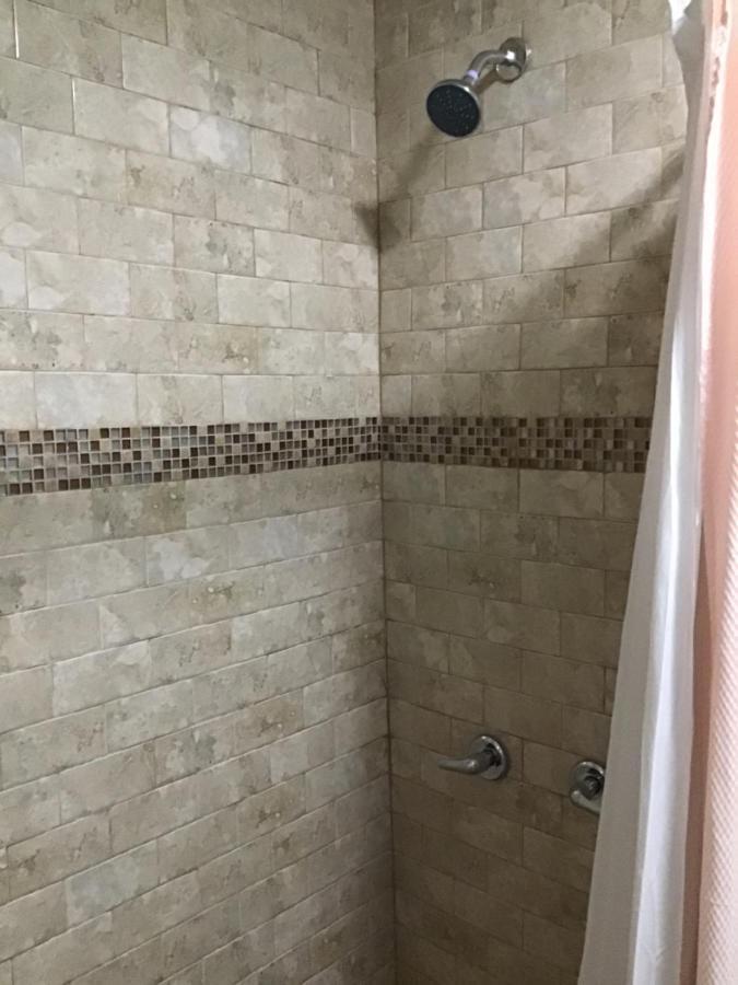 Beautiful Near Jfk And Close To Laguardia Airports Homestay New York
