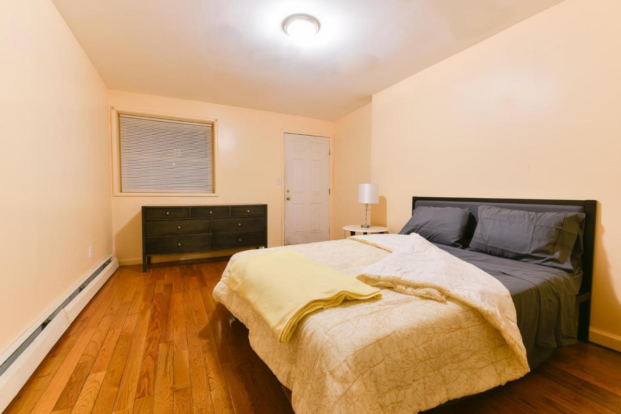 Apartment Brooklyn Blue Ridge Manor: Exquisite 4 Bedroom, 2.5 Bathrooms With A Appeal *