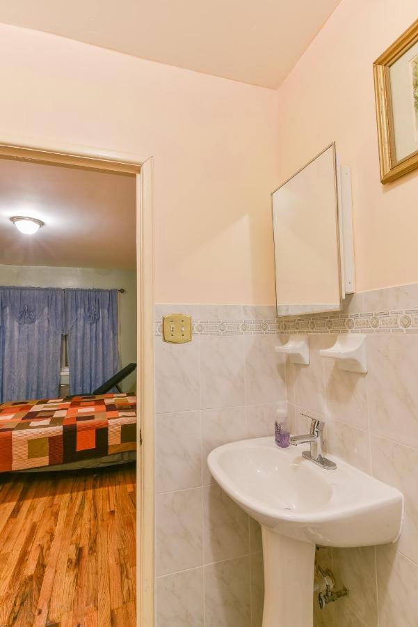 Brooklyn Blue Ridge Manor: Exquisite 4 Bedroom, 2.5 Bathrooms With A Appeal *