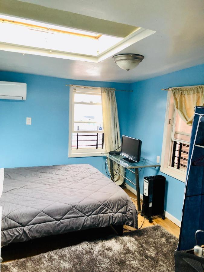 Brooklyn Blue House *