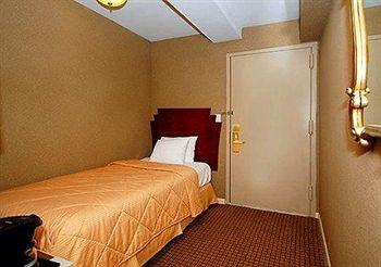 Hotel La Quinta By Wyndham Park New York