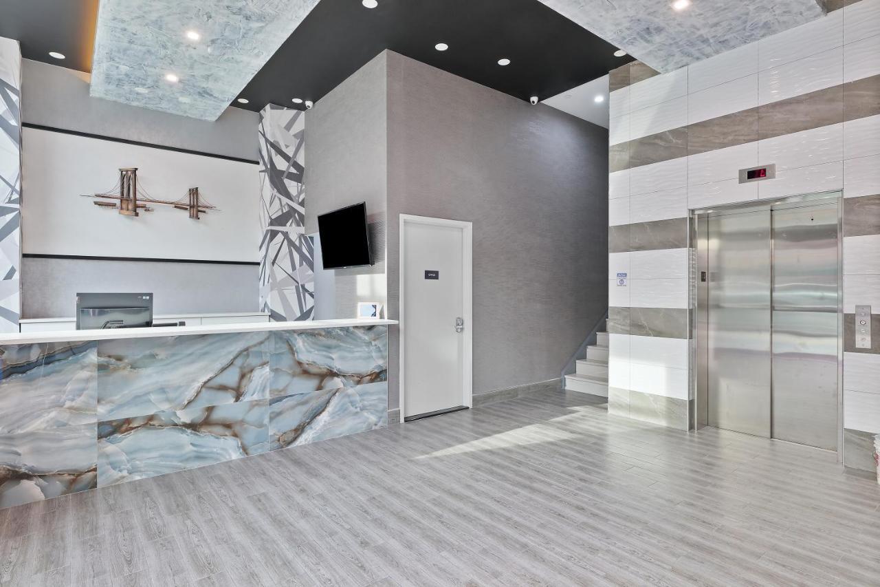 Hotel Casa Blanca Brooklyn