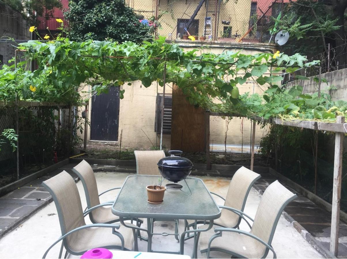 Apartment Bamboo Home With Garden New York