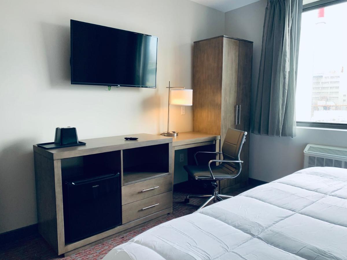 Capital Long Island Hotel New York