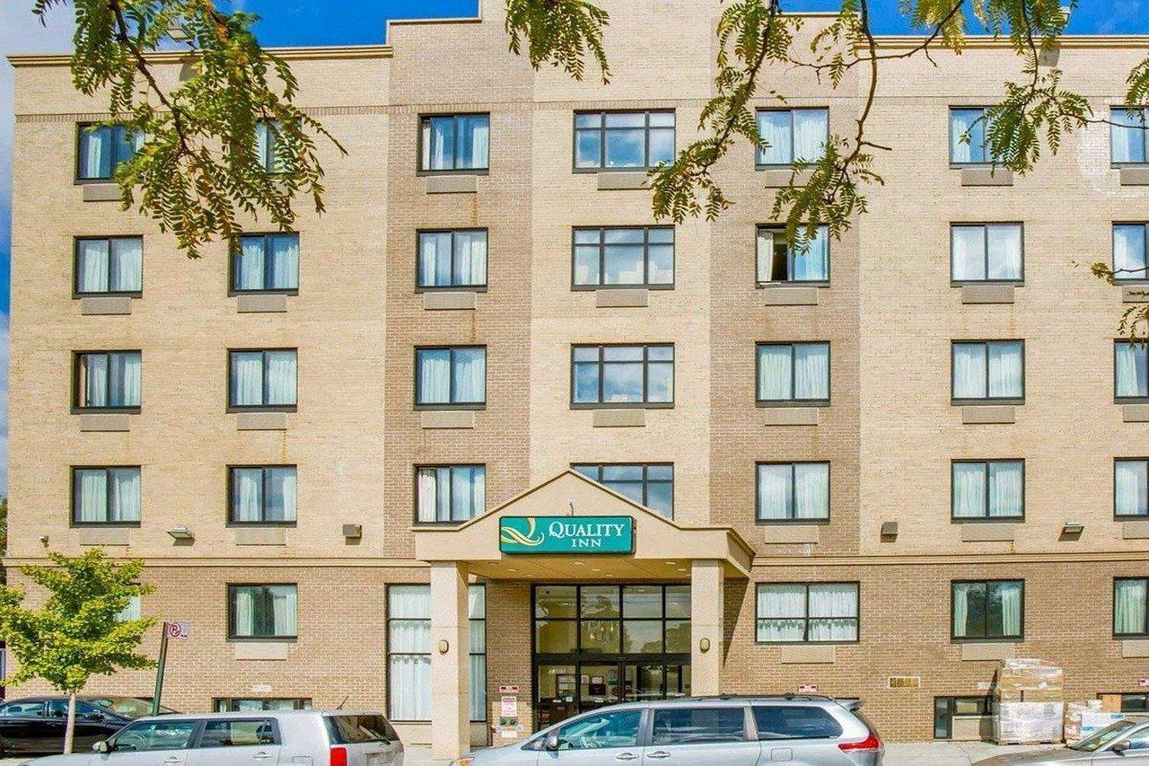 Hotel Quality Woodside Queens 3*