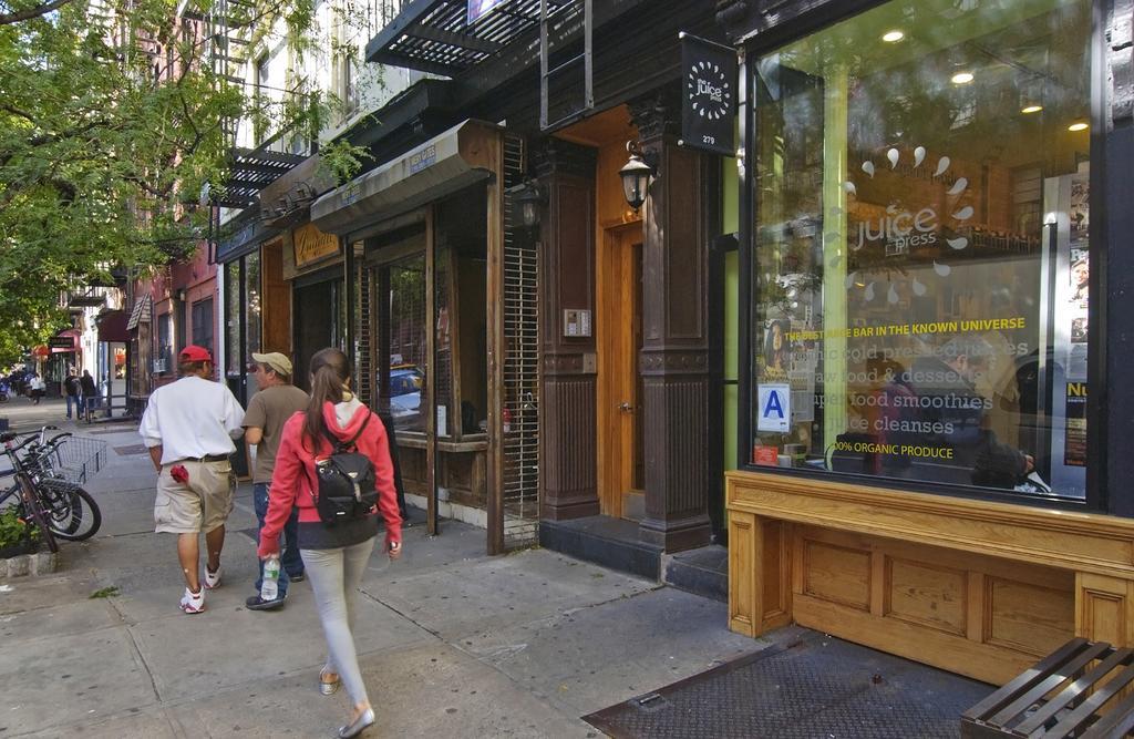 Manhattan Lodging *