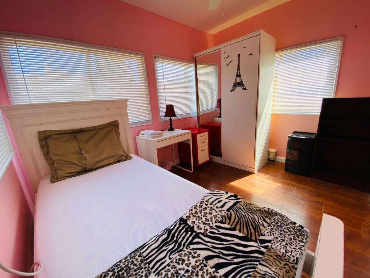 Apartment The Pink Paradise