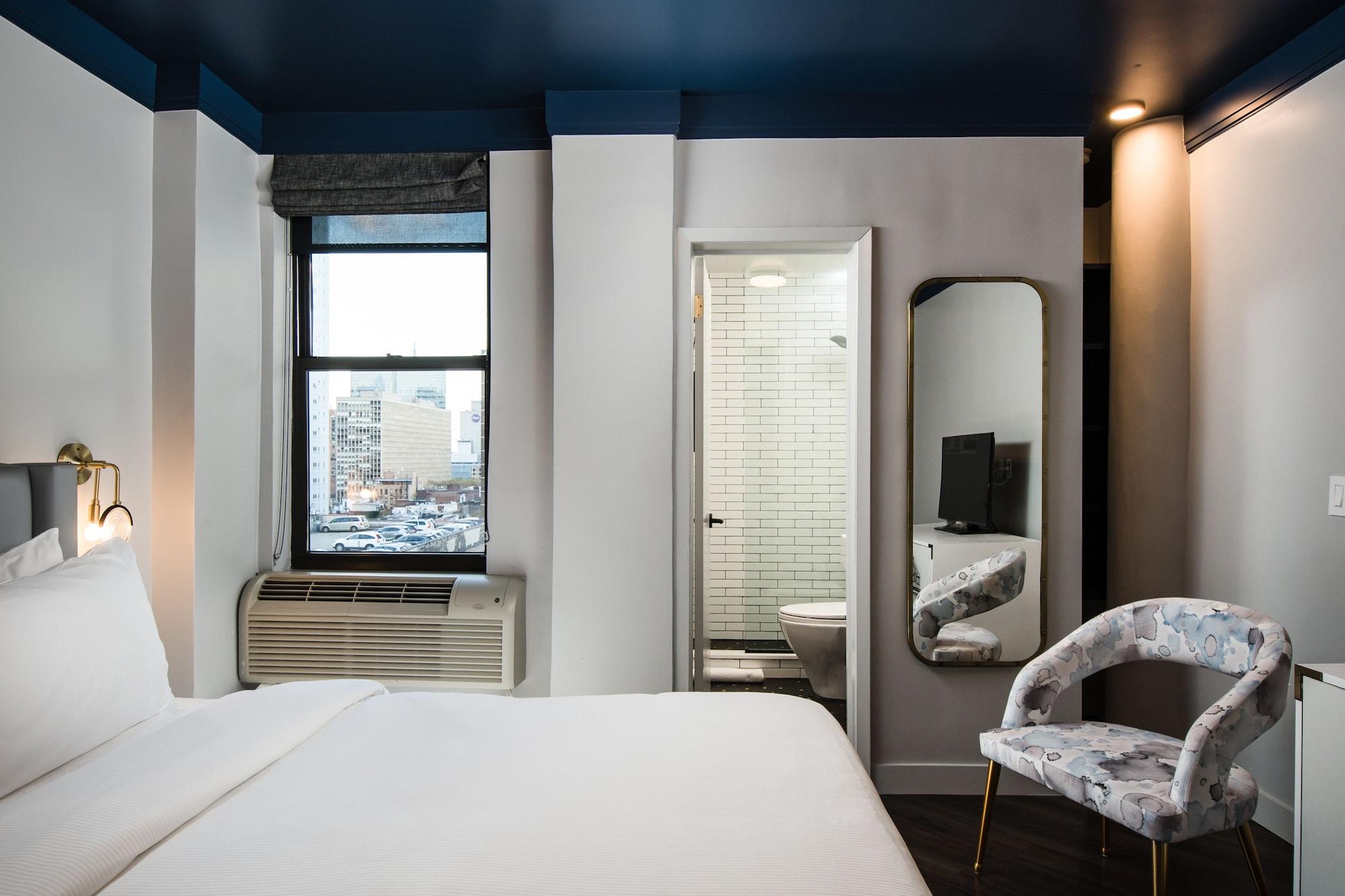The @ 3* New York