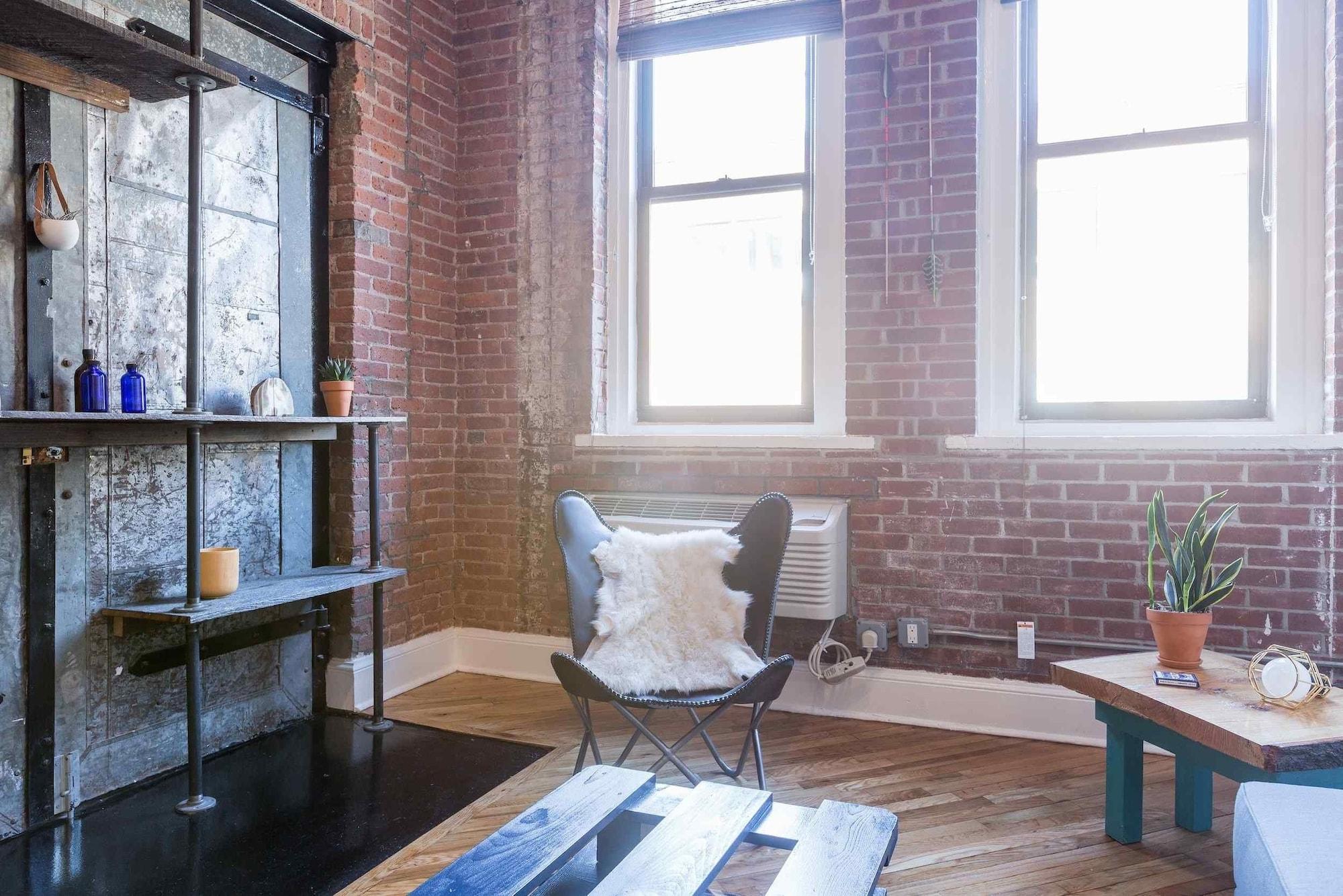 Habitat 101brooklyn Apartment New York