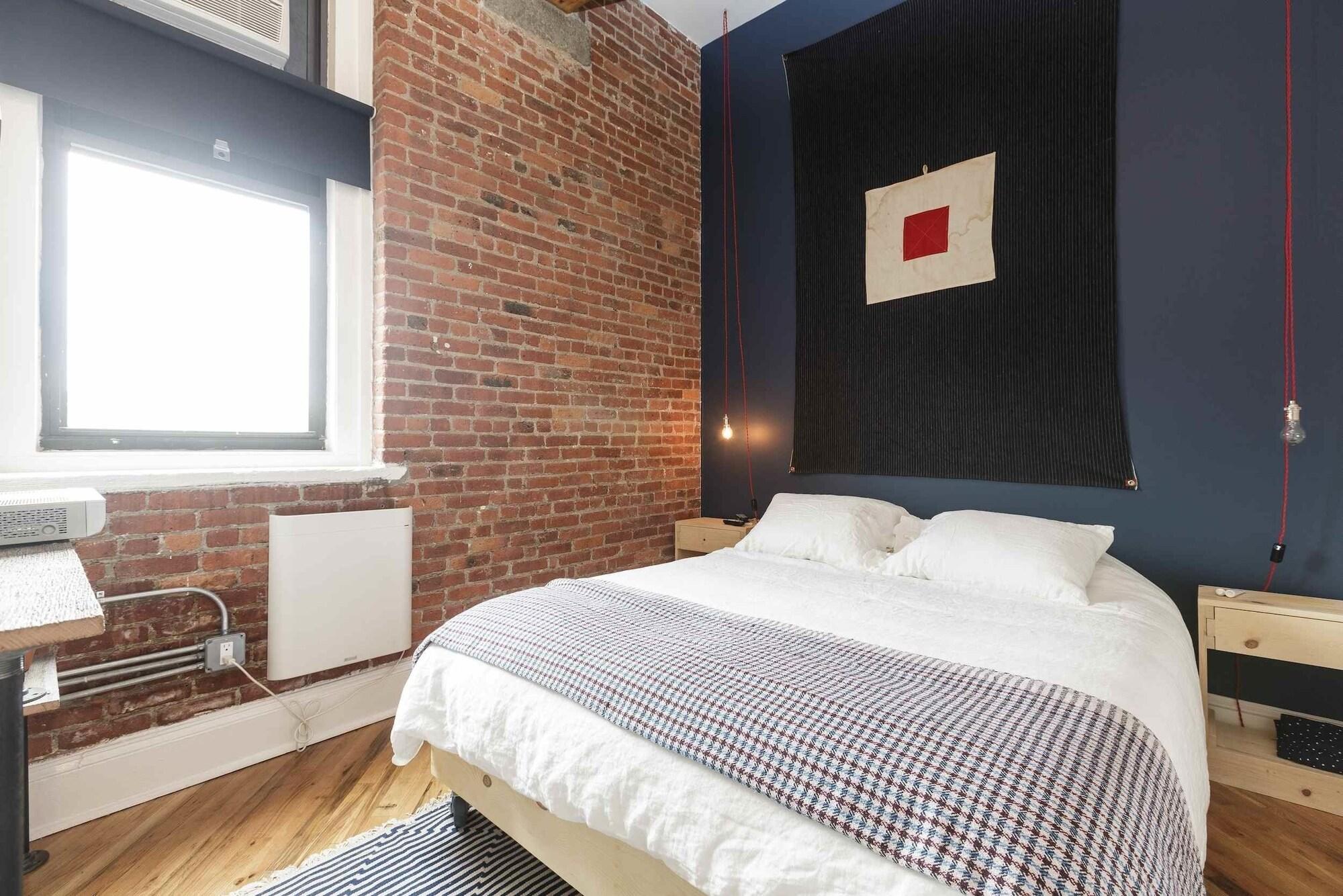 Habitat 101brooklyn Apartment New York