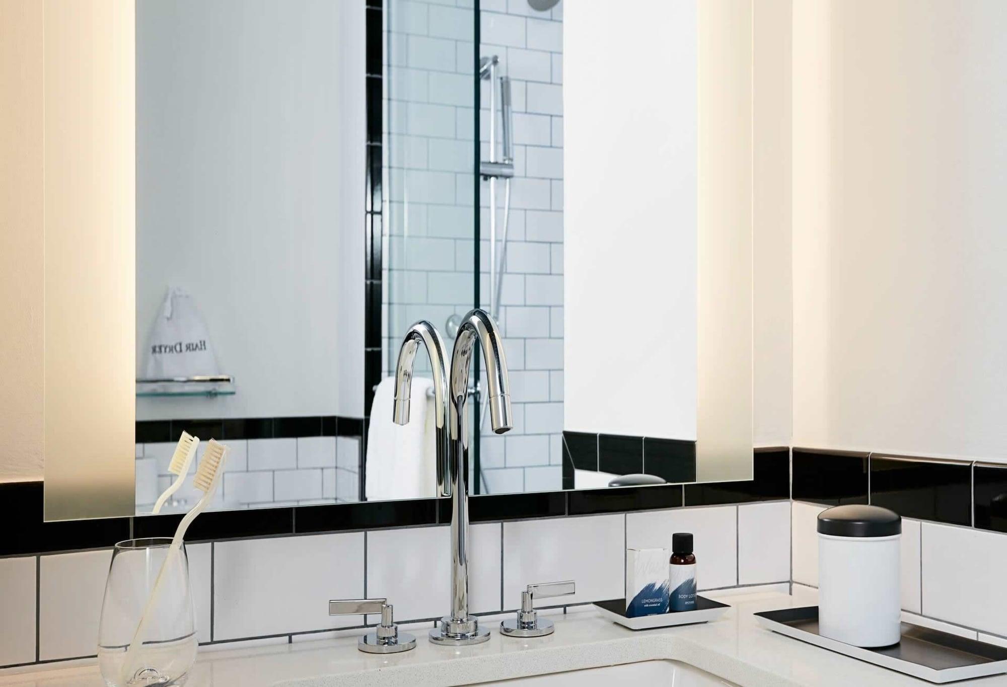 Hotel The Renwick 4*
