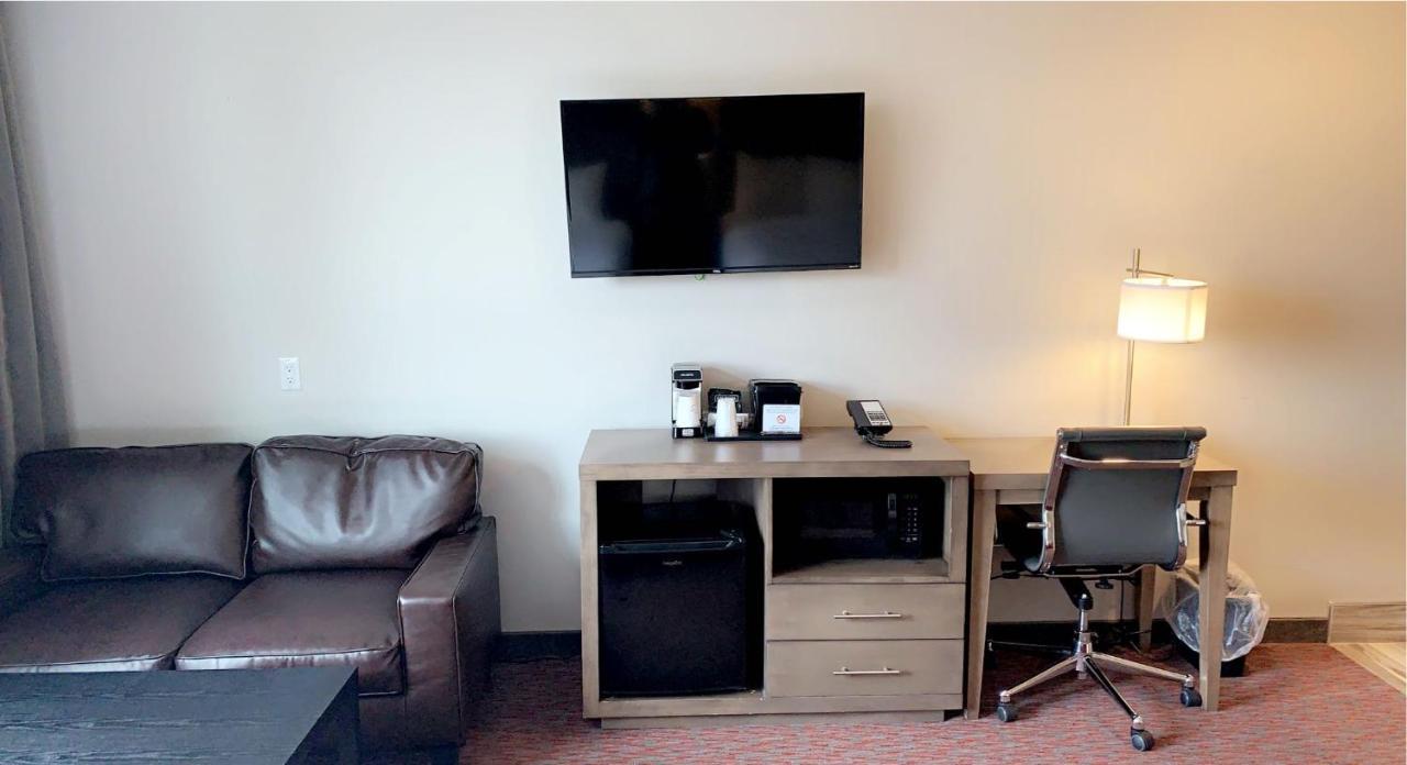 Hotel Capital Long Island