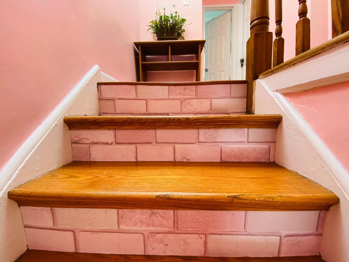 The Pink Paradise *