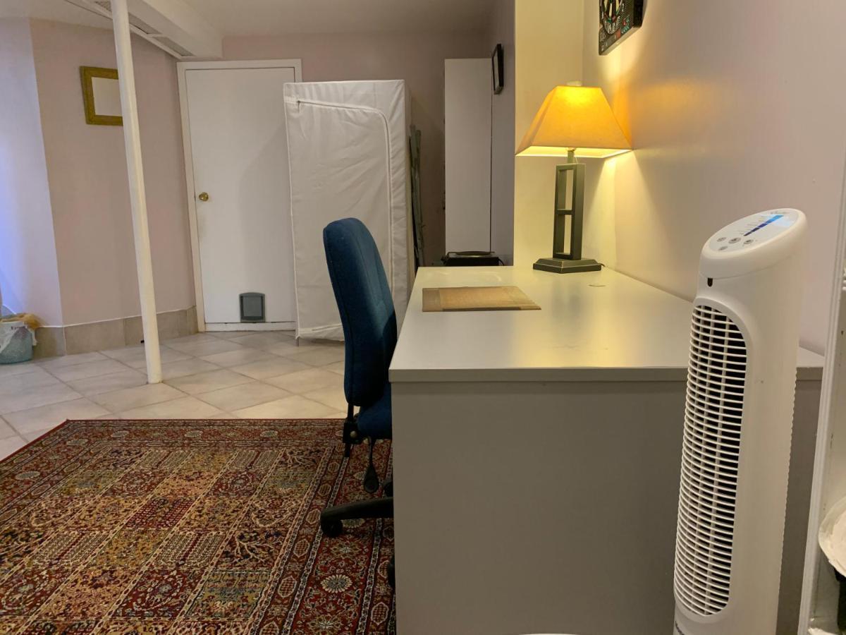 Homestay Separate Big Near Jfk And Laguardia Airport New York